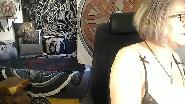 TittenMichelle online show from 04-23-26, 06:58