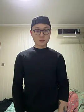 Snapshot of Eric246 chatting on 02-23-26, 03:53 Eric246 online show from 02-23-26, 03:53