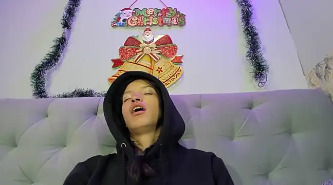 Emma-Wilson online show from 12-20-24, 08:06