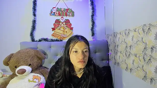 Emma-Wilson online show from 12-30-24, 03:58