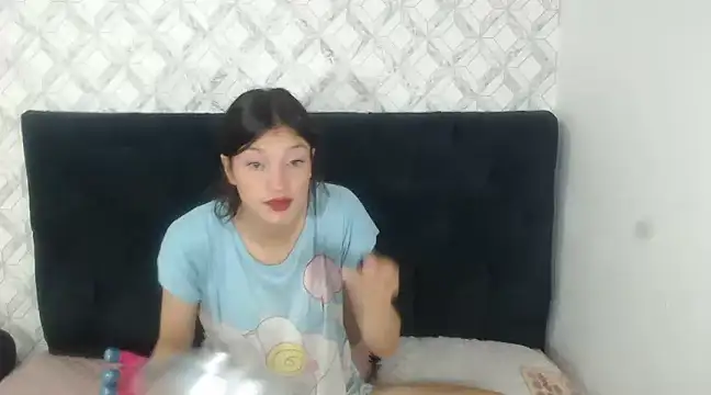 Emma-Wilson online show from 02-19-25, 09:47