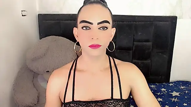 Michell Queen online show from 11-30-25, 06:28