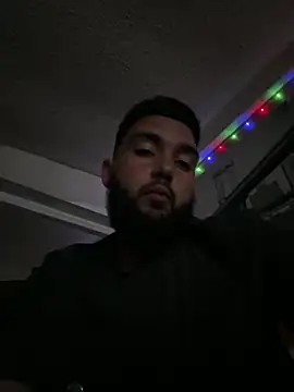 Snapshot of bigdickgio6923 chatting on 12-09-24, 04:34 bigdickgio6923 online show from 12-09-24, 04:34