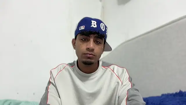 Snapshot of dominic_brandd23 chatting on 09-12-25, 10:21 dominic brandd23 online show from 09-12-25, 10:21