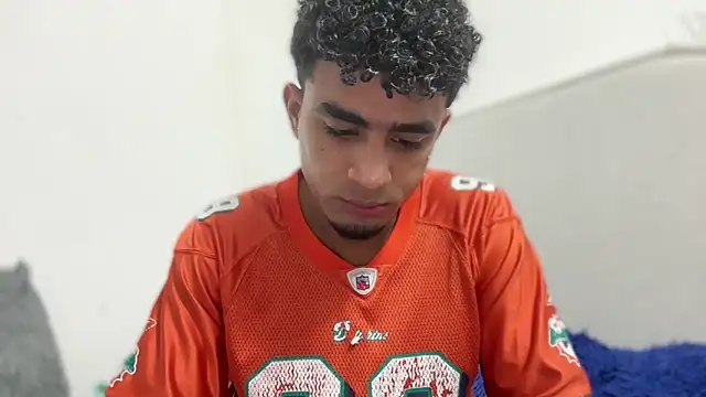 Snapshot of dominic_brandd23 chatting on 09-13-25, 10:31 dominic brandd23 online show from 09-13-25, 10:31