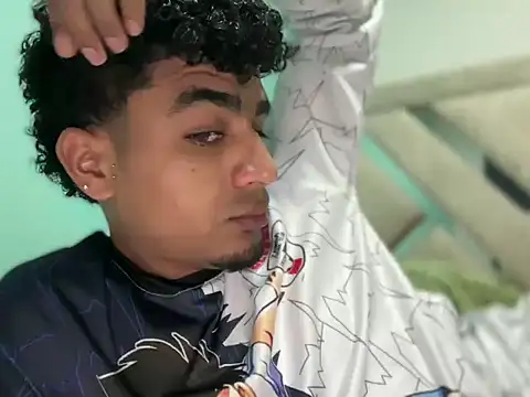 Snapshot of dominic_brandd23 chatting on 09-15-25, 11:38 dominic brandd23 online show from 09-15-25, 11:38