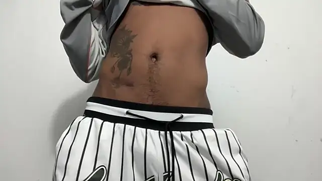 Snapshot of dominic_brandd23 chatting on 09-19-25, 09:00 dominic brandd23 online show from 09-19-25, 09:00