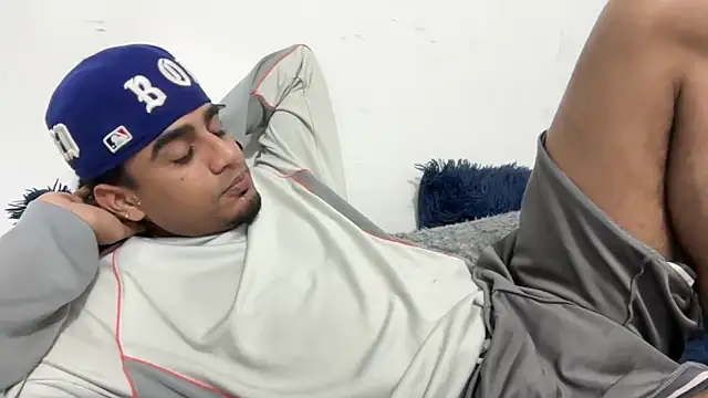 Snapshot of dominic_brandd23 chatting on 09-26-25, 07:23 dominic brandd23 online show from 09-26-25, 07:23