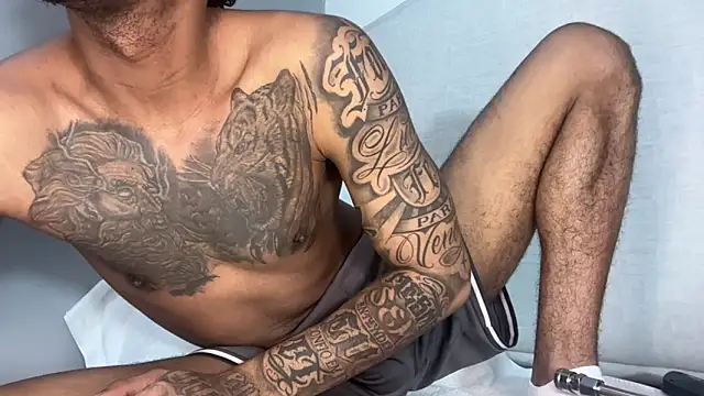 dominic brandd23 online show from 12-19-25, 01:56