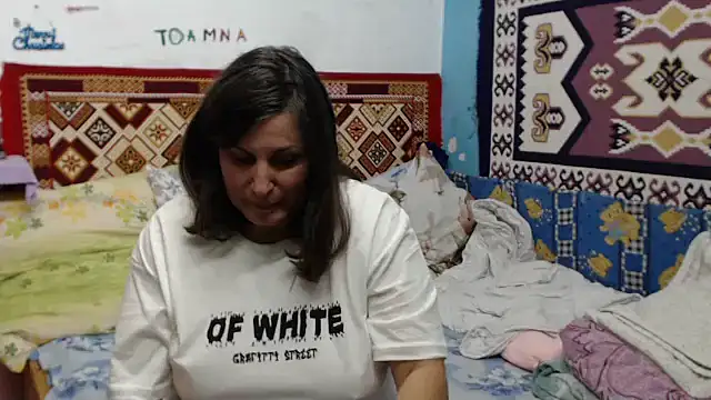 AdelineBlueEyes online show from 10-02-25, 10:22