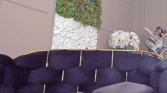 Deliciouslips online show from 03-13-26, 06:36