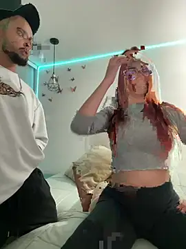 Chloe Johnson  online show from 12-23-24, 03:40