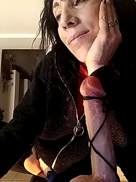 Snapshot of freyamoret chatting on 12-20-24, 09:54 freyamoret online show from 12-20-24, 09:54