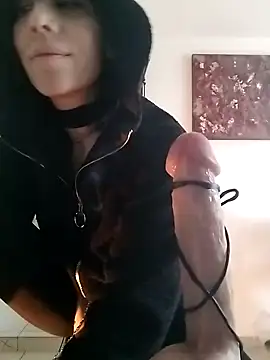 Snapshot of freyamoret chatting on 01-10-25, 02:23 freyamoret online show from 01-10-25, 02:23