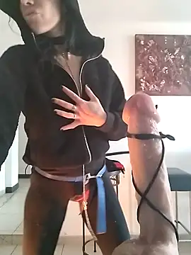 Snapshot of freyamoret chatting on 01-14-25, 10:27 freyamoret online show from 01-14-25, 10:27