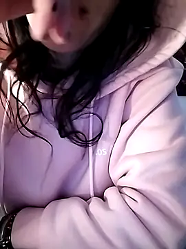 Snapshot of freyamoret chatting on 01-25-25, 04:13 freyamoret online show from 01-25-25, 04:13