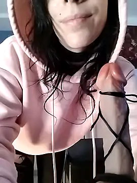 Snapshot of freyamoret chatting on 02-26-25, 04:45 freyamoret online show from 02-26-25, 04:45