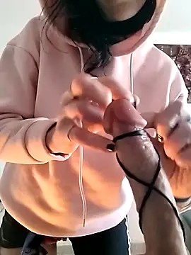 Snapshot of freyamoret chatting on 02-27-25, 11:10 freyamoret online show from 02-27-25, 11:10