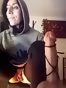 Snapshot of freyamoret chatting on 03-14-25, 05:02 freyamoret online show from 03-14-25, 05:02