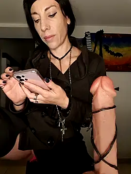 Snapshot of freyamoret chatting on 10-22-25, 01:39 freyamoret online show from 10-22-25, 01:39