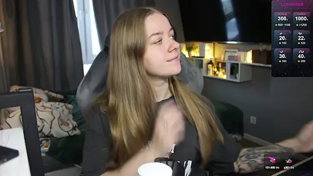 candy maggie online show from 12-16-24, 10:18