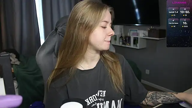 candy maggie online show from 12-17-24, 10:34