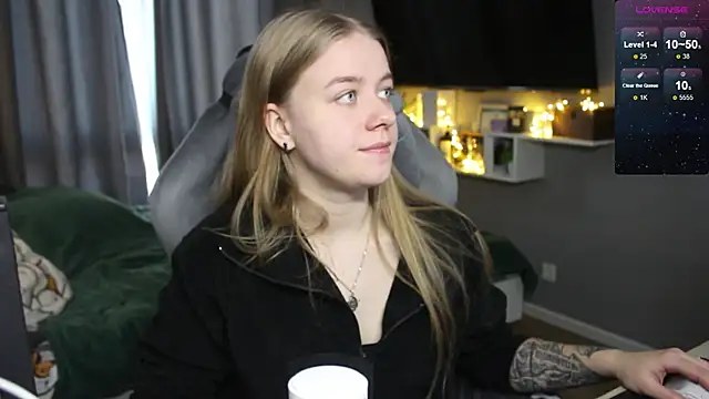 candy maggie online show from 12-20-24, 11:10