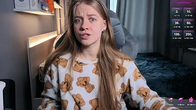 candy maggie online show from 03-18-25, 12:47