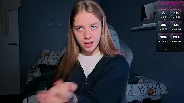 candy maggie online show from 10-22-25, 02:28