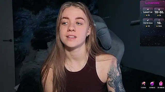 candy maggie online show from 11-29-25, 06:11