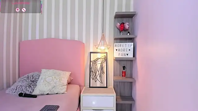 Snapshot of AMELIETARSON chatting on 09-27-25, 07:30 AMELIETARSON online show from 09-27-25, 07:30