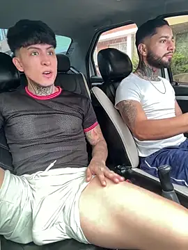 Snapshot of _Tomy08calderon chatting on 09-23-25, 06:22 Tomy08calderon online show from 09-23-25, 06:22