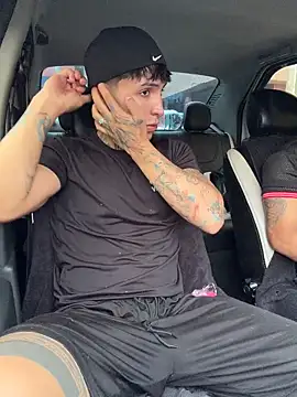 Snapshot of _Tomy08calderon chatting on 12-16-25, 07:41 Tomy08calderon online show from 12-16-25, 07:41