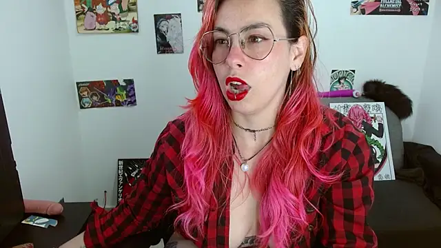 natasha laulau online show from 11-18-25, 09:30