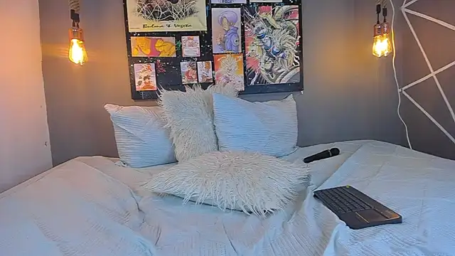 cloe bridgee online show from 02-16-25, 06:10