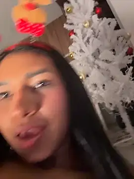 Barbiebrunette  online show from 12-16-25, 07:24