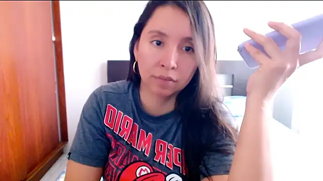 emely sexx20 online show from 02-03-25, 06:07