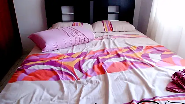 emely sexx20 online show from 03-15-25, 06:32