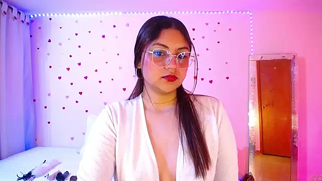 ashlei  online show from 09-30-25, 08:41