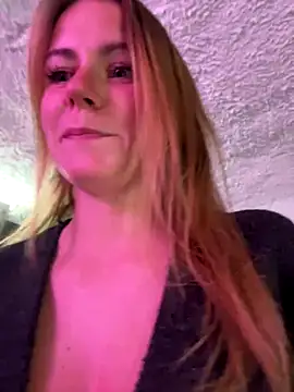 selenaluvv online show from 01-07-26, 04:09