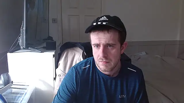 Snapshot of maxy49 chatting on 03-23-26, 11:03 maxy49 online show from 03-23-26, 11:03