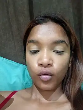 Indianqueen03 online show from 02-02-25, 05:59