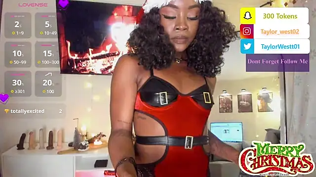 Snapshot of Miss_westt_ chatting on 12-26-24, 03:27 Miss westt  online show from 12-26-24, 03:27