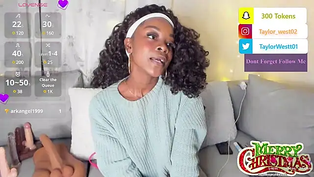 Snapshot of Miss_westt_ chatting on 12-27-24, 03:53 Miss westt  online show from 12-27-24, 03:53