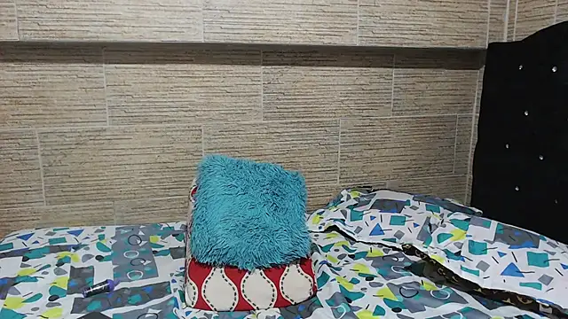 pretty cristal69 online show from 01-18-25, 07:59