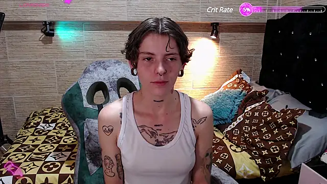 pretty cristal69 online show from 03-09-25, 03:54