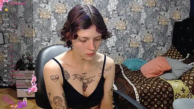 pretty cristal69 online show from 04-23-26, 11:18