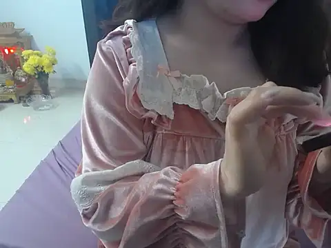 Snapshot of Mochi_Soft chatting on 01-13-25, 01:23 Mochi Soft online show from 01-13-25, 01:23