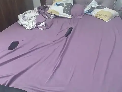 Snapshot of Mochi_Soft chatting on 12-02-25, 03:45 Mochi Soft online show from 12-02-25, 03:45