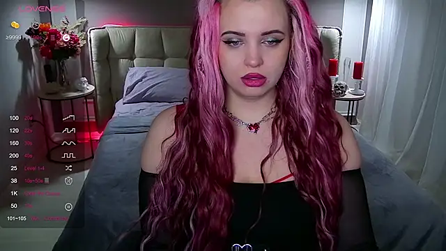 Miss Maya Mils online show from 02-13-25, 01:08